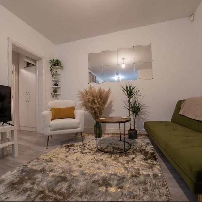 1 bedroom serviced apartment to rent - Photo 1