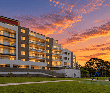 Modern, low-maintenance lifestyle in an ultra-convenient location - Photo 6
