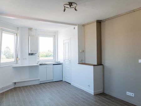 Location Appartement 2 pièces 34 m2 à Saint-Quentin - Photo 2