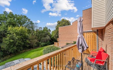 For Lease - 299 Milestone Crescent Unit# 239, Aurora, Ontario - Photo 3