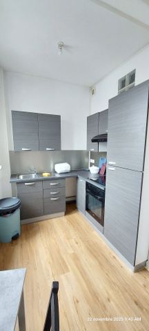 Location Appartement 2 pièces 52m² CAMBRAI 59400 - Photo 3