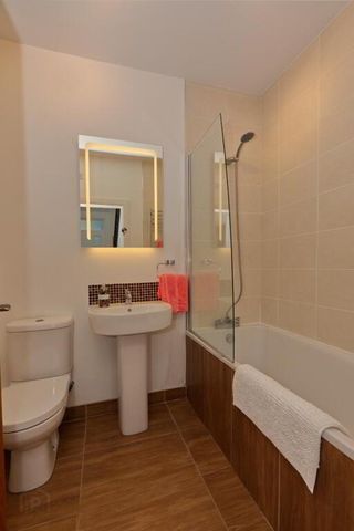 2d Godfrey Avenue, Ballyholme, Bangor, BT20 5LS - Photo 5