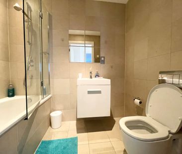 2 bedroom apartment to rent The Blake Building, Admirals Quay, Ocea... - Photo 5