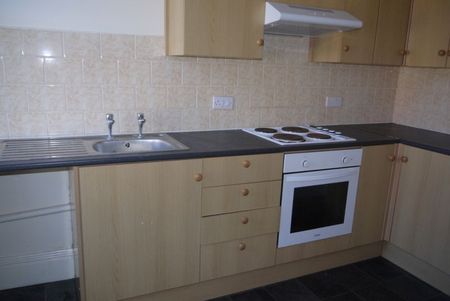 120 Falsgrave Road, Scarborough Flat 3 - Photo 2