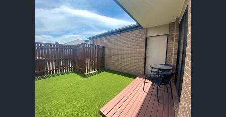 Modern Family Home" - Photo 5