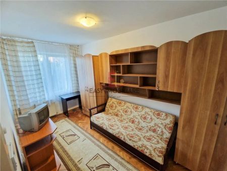 Apartament 3 camere, UMF, 2 bai,Cornisa, 2 balcoane, Targu Mures - Photo 3