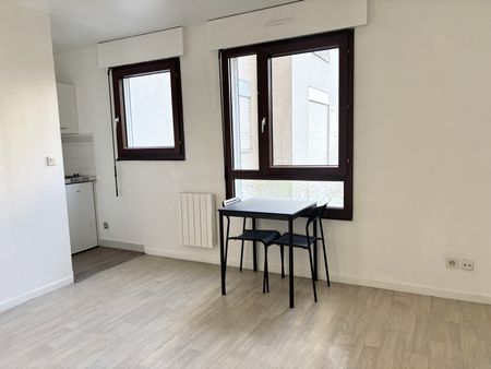 LE KREMLIN BICETRE - Studio meublé 20m² - Photo 4