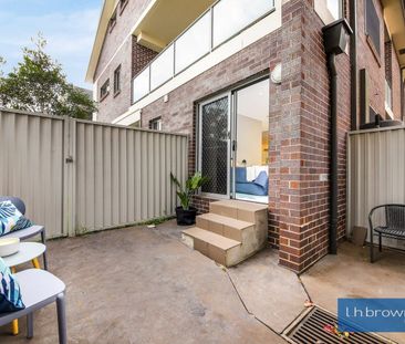 Modern Studio Retreat in Bankstown – Style, Convenience & Value - Photo 3