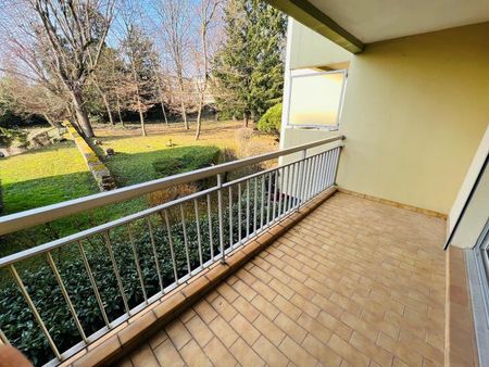 Location Appartement 3 pièces 69m² MACON 71000 - Photo 5