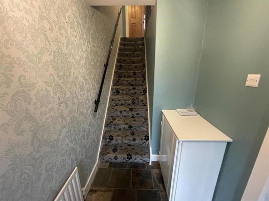 40 Rossnareen Avenue, Belfast, BT11 8LP - Photo 1