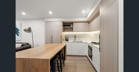 BOUTIQUE APARTMENT BY THE BEACH - Photo 3