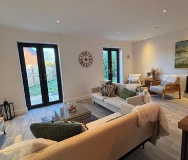 3 bedroom bungalow to rent - Photo 4