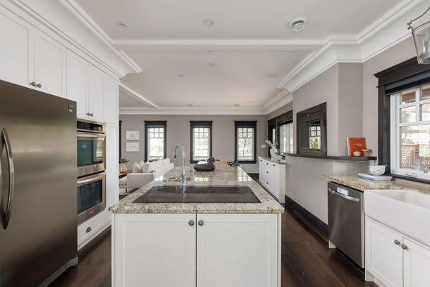 For Lease - 39 Loyalist Road, Toronto, Ontario - Photo 1