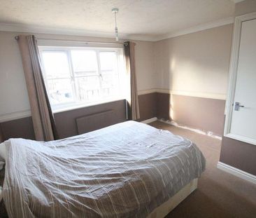 2 bedroom semi-detached house to rent - Photo 4