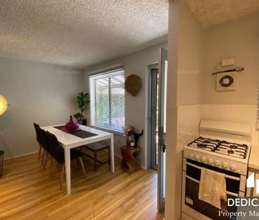 Convenient, Comfortable and Cosy! - Photo 4