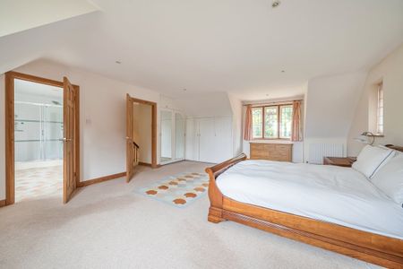 4 bedroom detached house to rent - Photo 5
