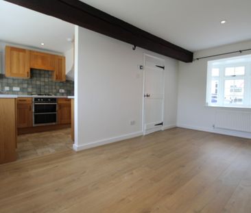 Haywards Heath Road, Balcombe, RH17 - Photo 4