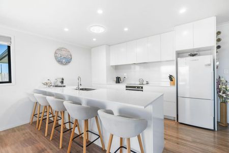 Modern family living - Photo 5