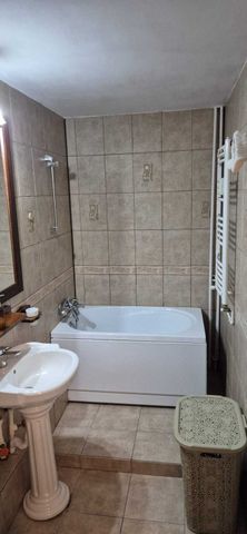 Muncii orzari etaj 4 - Fotografie 4