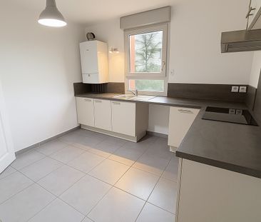 Location Appartement 3 pièces 71m² - Photo 4