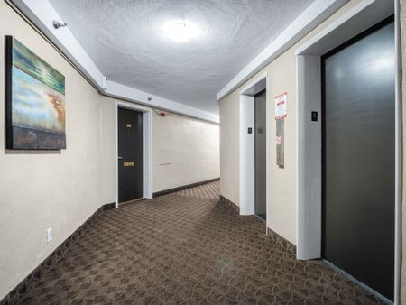 Seaway Tower Apartments - Photo 3