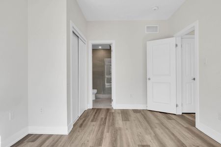 For Lease - 8 Sayers Lane Unit# 17, Richmond Hill, Ontario - Photo 5