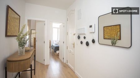 3 room luxury Flat for rent in Valencia - Photo 5