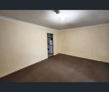 12C Stallard Place, Withers, WA 6230 - Photo 3