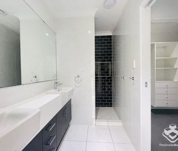 Break a lease -Spacious Modern Family Home in Prime Location - Photo 2