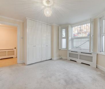 3 bedroom maisonette to rent - Photo 2