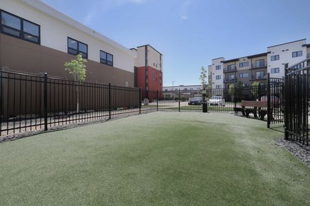 The Summit at Seasons - Photo 4