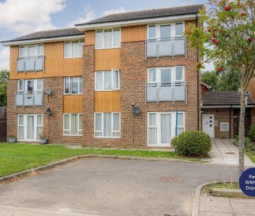 Whiting Crescent, Faversham, ME13 7WB, Kent - Photo 3