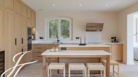 Maison à louer Valbonne - Village, Cote d'Azur, France10 000 EUR / Mois - Photo 5