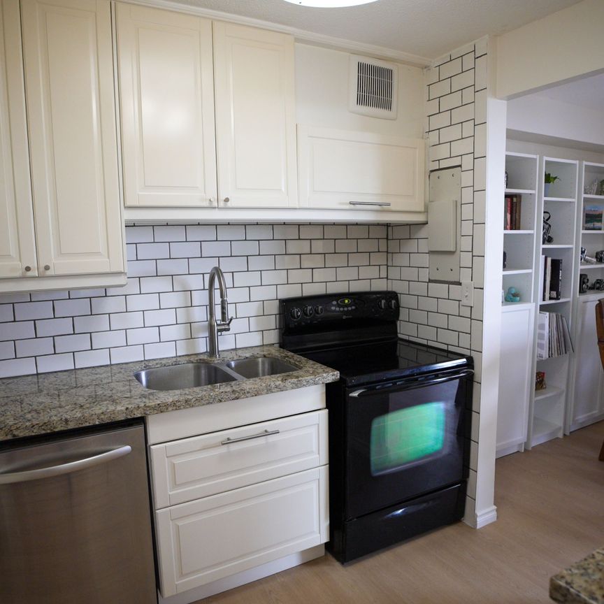 For Lease - 1100 Caven Street Unit# 704, Mississauga, Ontario - Photo 1