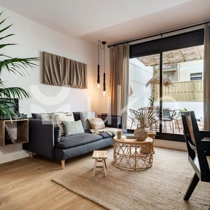Apartamento de alquiler en Carrer de Martínez de la Rosa, Vila de Gràcia - Photo 1