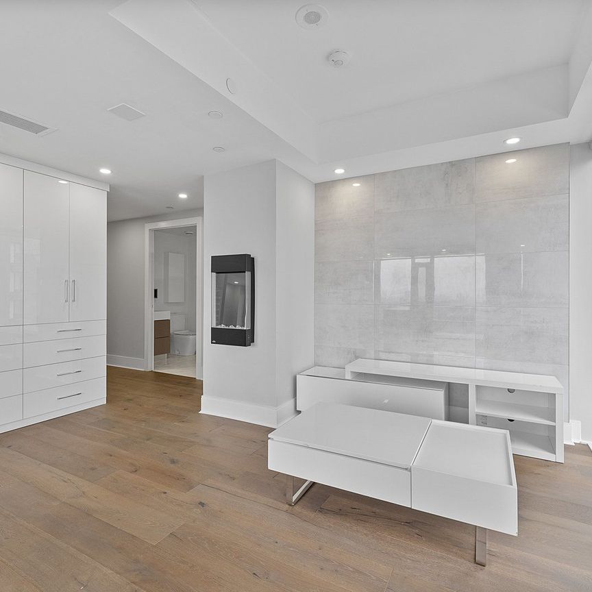 For Lease - 5 Soudan Avenue Unit# 2207, Toronto, Ontario - Photo 1