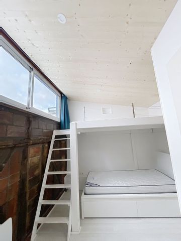 Location Appartement 3 pièces 70m² LA ROCHELLE 17000 - Photo 4