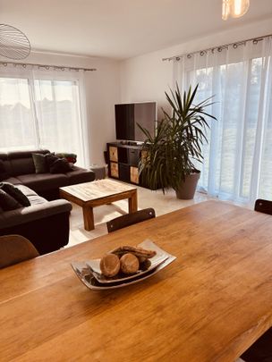 Location Maison 6 pièces 160m² MONTIGNY SUR VESLE 51140 - Photo 1