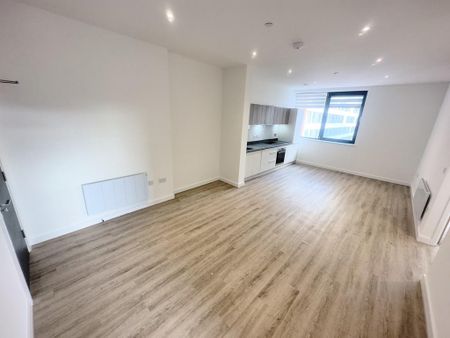 2 bedroom apartment to rent - Photo 4
