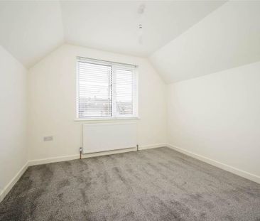 2 Rathmore Avenue, Bangor, BT19 1DH - Photo 5