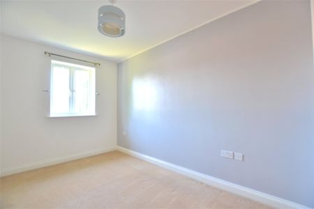 Barnaby Court, Gloucester, GL1 - Photo 5