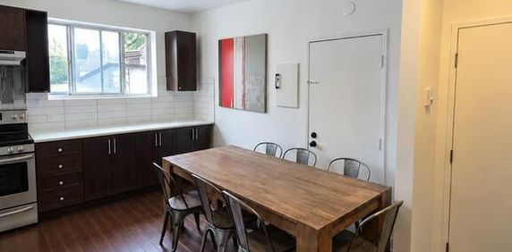Atwater - Superb 5 1/2 Furnished - Photo 2