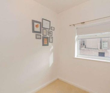 Newby Terrace, Barrow-in-furness, LA14 - Photo 4