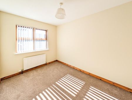 16 School House Mews, Dollingstown, BT66 7TU - Photo 2