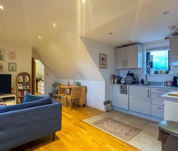 Ware Road, Hertford - Photo 1