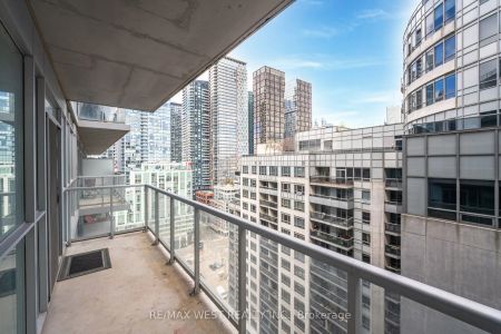 352 Front Street W #1921 - Photo 5