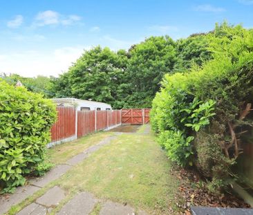 3 bedroom terraced house to rent - Photo 5