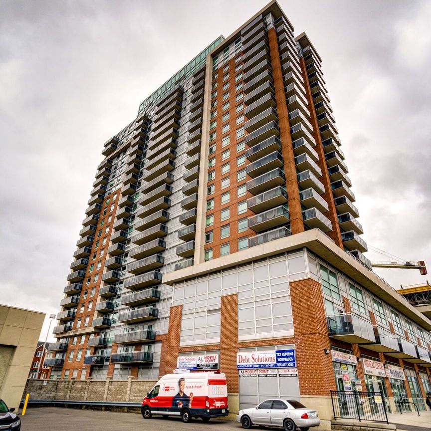 For Lease - 215 Queen Street Unit# 1111, Brampton, Ontario - Photo 1