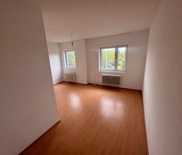 2 Zimmer - 65qm - Balkon - Foto 1
