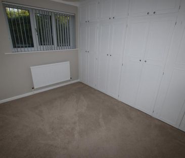 3 bedroom apartment to rent - Photo 3
